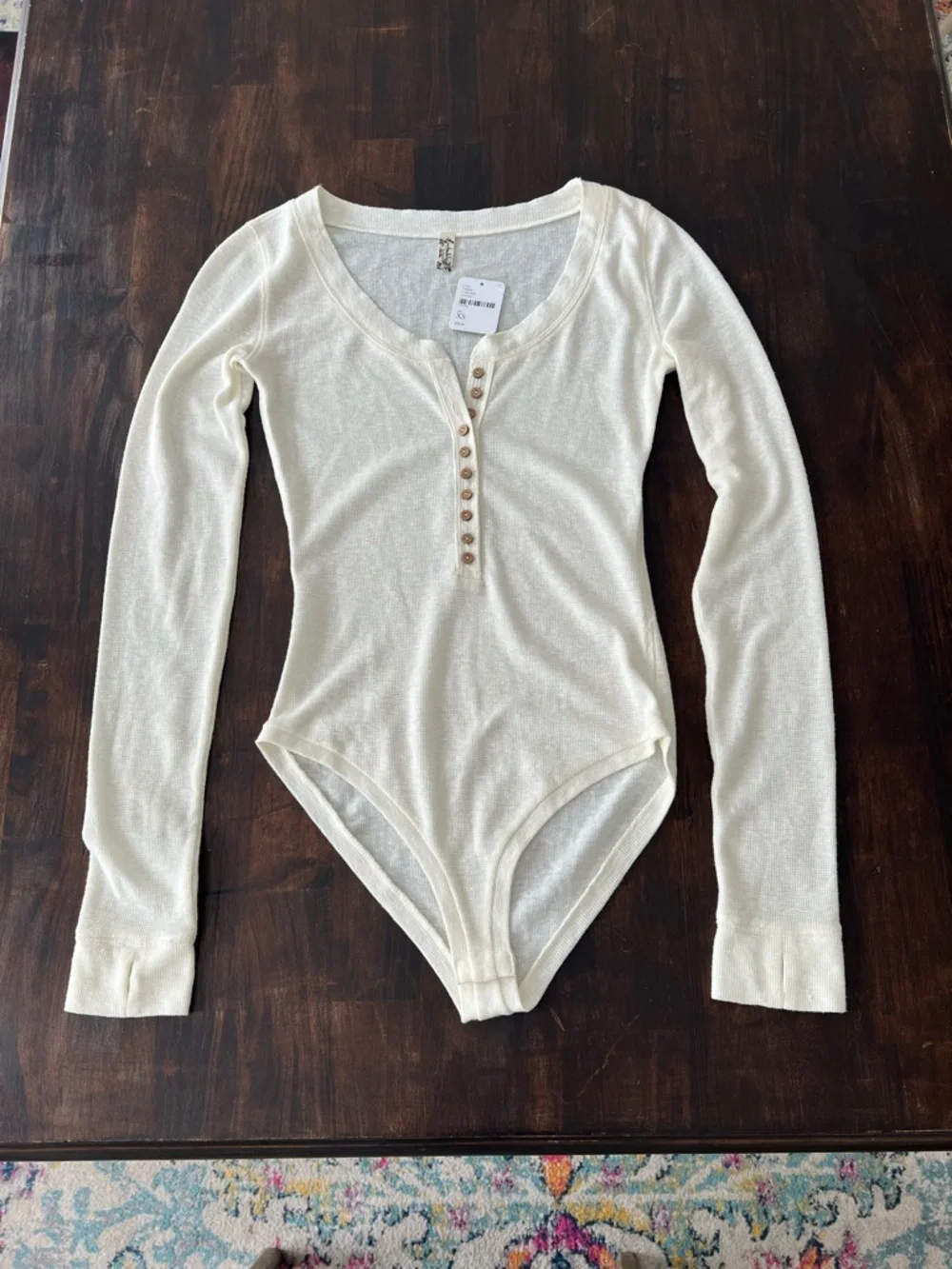 Free People Intimately Thermal Henley Bodysuit XS Ivory Thumb Hole NWT